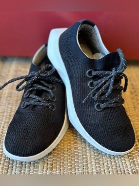 ALLBIRDS s9 ‘Tree Dasher II’ blk knit sneakers-worn twice-LOOK NEW-Retail $140